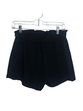 SHEIN Black High-Waisted Paper-Bag Shorts with Tie Bow Size Large NWT Belt
